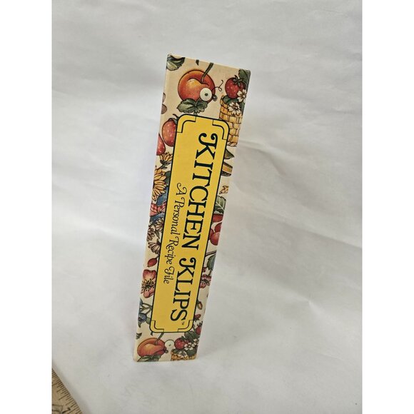 Kitchen Klips Recipe File Book Barnes And Noble 1980's - Picture 3 of 9